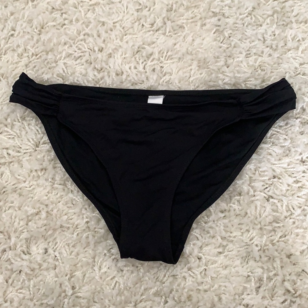 Cute black bikini bottom